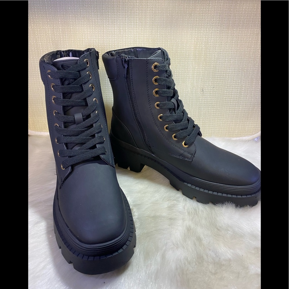 Tevos combat boots